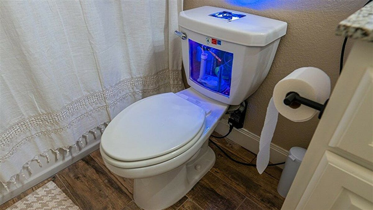 Someone Built A Gaming PC Into A Working Toilet